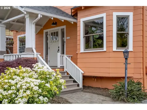 5905 N Wilbur Avenue Portland OR 97217