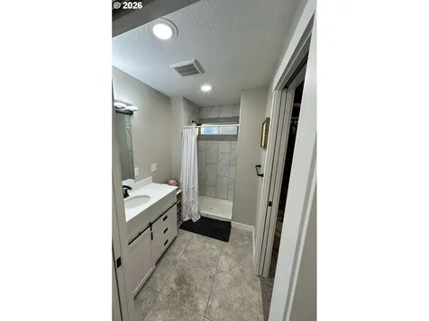 1521 NE Morris Street Roseburg OR 97470
