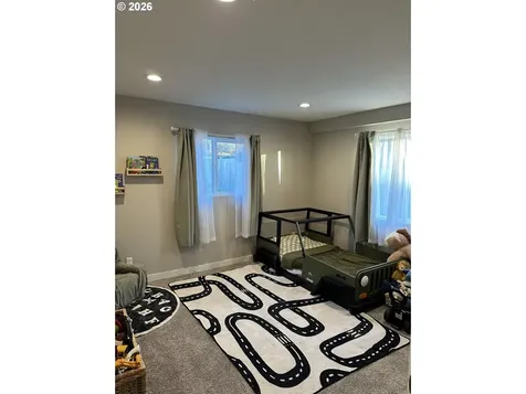 1521 NE Morris Street Roseburg OR 97470