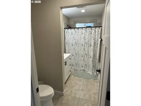1521 NE Morris Street Roseburg OR 97470