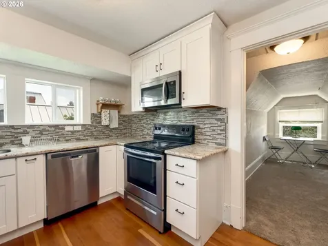 715 NE 5th Street Mcminnville OR 97128