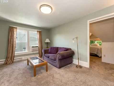 715 NE 5th Street Mcminnville OR 97128