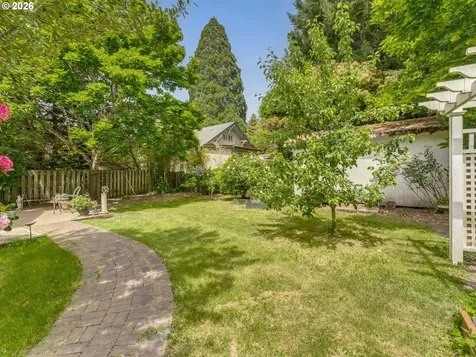 715 NE 5th Street Mcminnville OR 97128