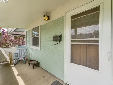 715 NE 5th Street Mcminnville OR 97128