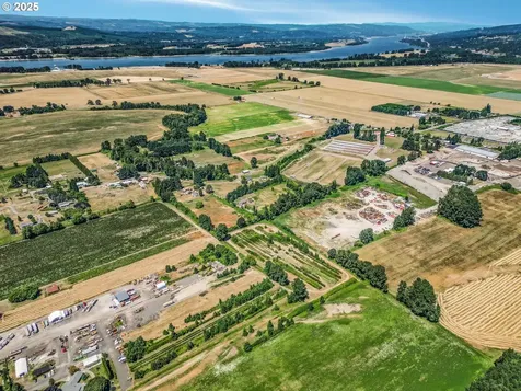 1018 Caples Road Woodland WA 98674