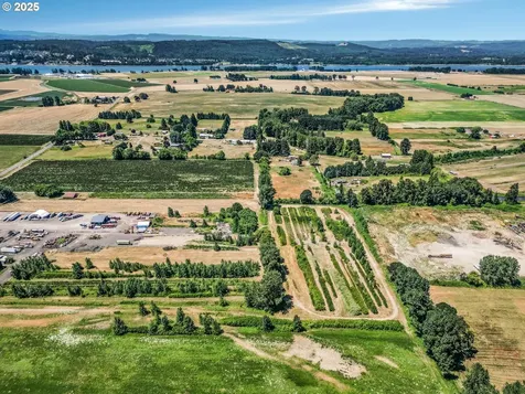 1018 Caples Road Woodland WA 98674