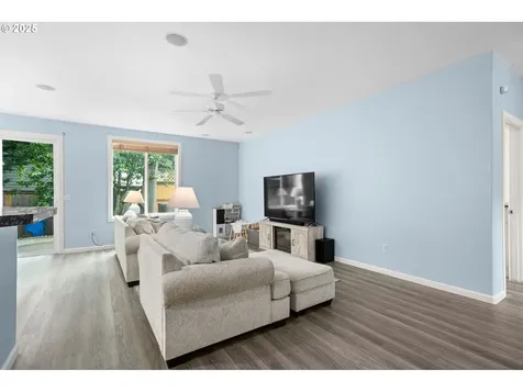 9311 NE 41st Avenue Vancouver WA 98665