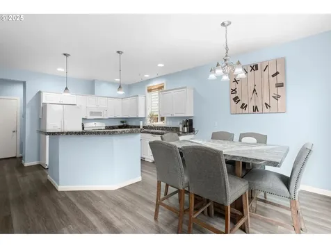 9311 NE 41st Avenue Vancouver WA 98665
