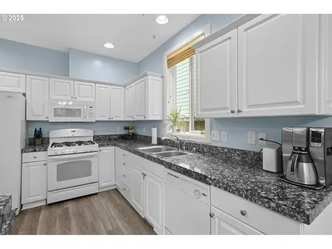 9311 NE 41st Avenue Vancouver WA 98665
