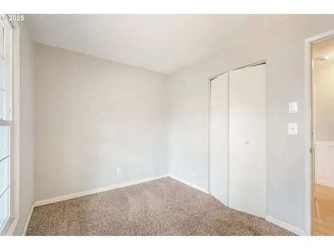 15721 SE Mill Street Portland OR 97233