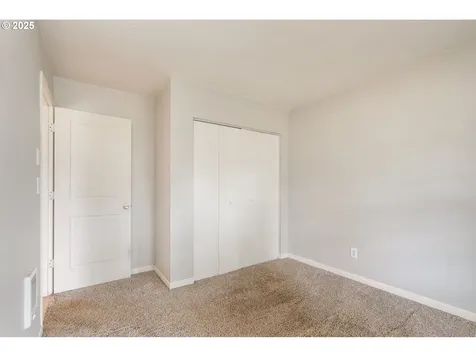 15721 SE Mill Street Portland OR 97233