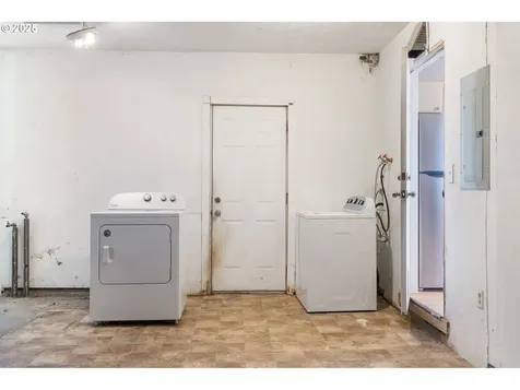 15721 SE Mill Street Portland OR 97233