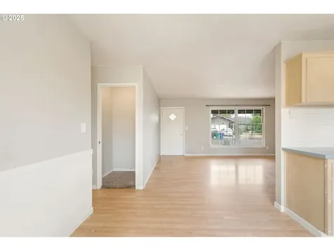 15721 SE Mill Street Portland OR 97233
