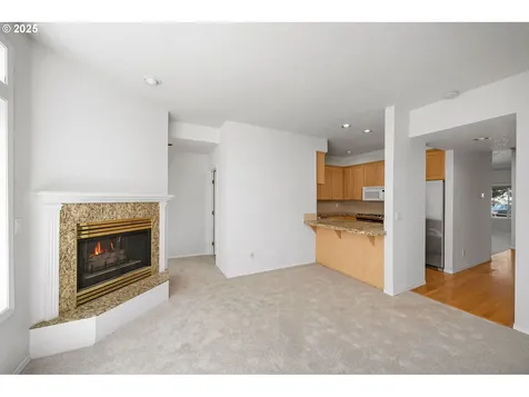 236 S Sweeney Street Portland OR 97239
