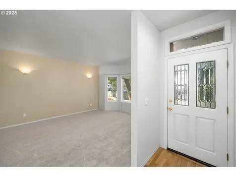 236 S Sweeney Street Portland OR 97239