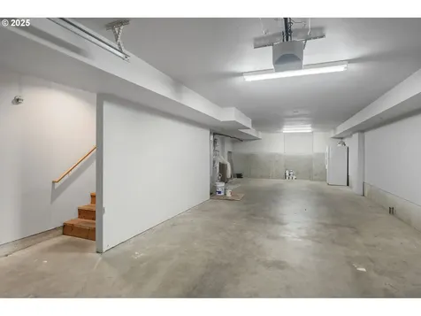 236 S Sweeney Street Portland OR 97239