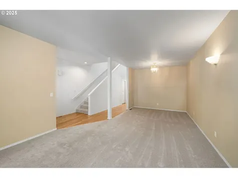 236 S Sweeney Street Portland OR 97239