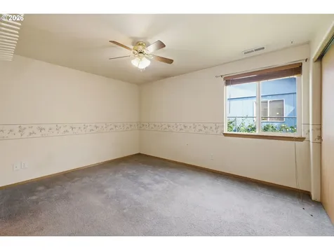 1077 S 10th Street Lebanon OR 97355