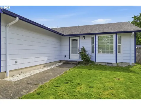 1077 S 10th Street Lebanon OR 97355