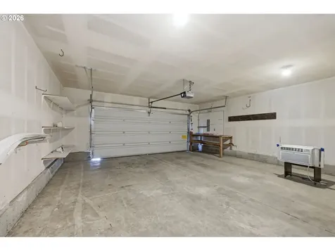 1077 S 10th Street Lebanon OR 97355