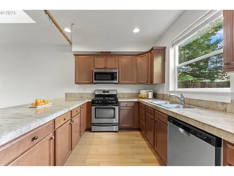 7641 N Curtis Avenue Portland OR 97217