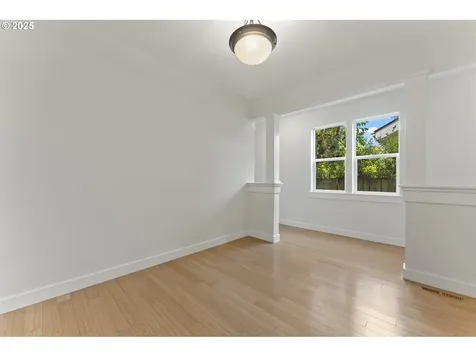 7641 N Curtis Avenue Portland OR 97217