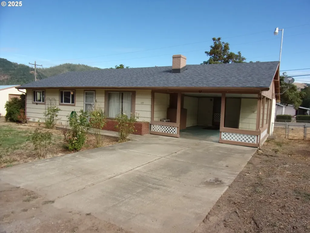 177 Esther Court Myrtle Creek OR 97457