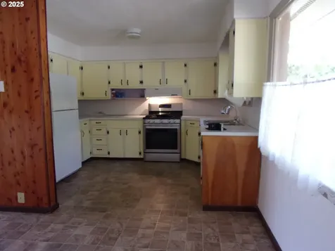 177 Esther Court Myrtle Creek OR 97457