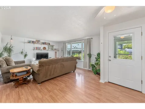 343 Jeffery Place Philomath OR 97370