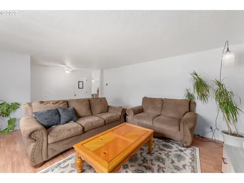 343 Jeffery Place Philomath OR 97370