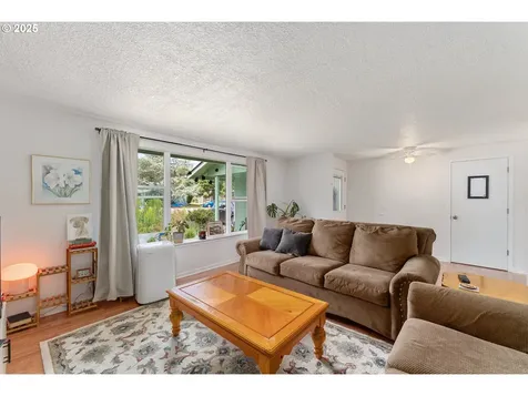 343 Jeffery Place Philomath OR 97370