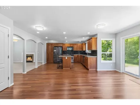 208 Salmonberry Lane Longview WA 98632