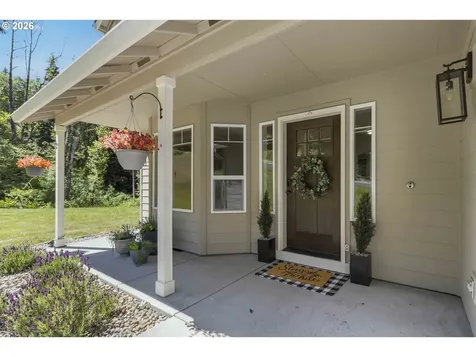 208 Salmonberry Lane Longview WA 98632