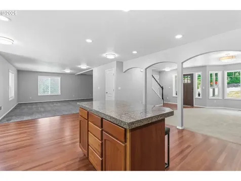 208 Salmonberry Lane Longview WA 98632