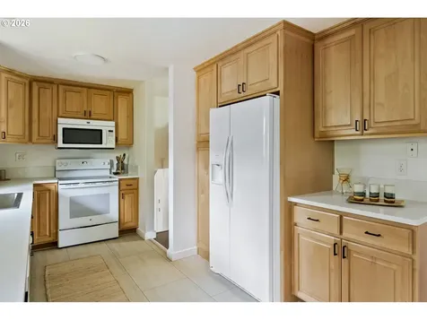 231 NE 90th Avenue Portland OR 97220