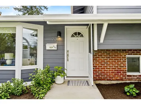 231 NE 90th Avenue Portland OR 97220