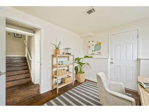 231 NE 90th Avenue Portland OR 97220