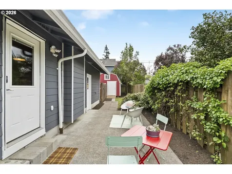 231 NE 90th Avenue Portland OR 97220