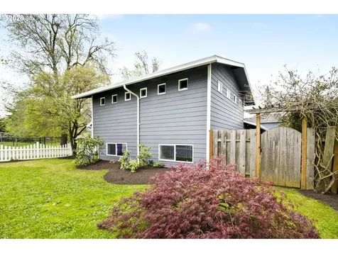 231 NE 90th Avenue Portland OR 97220