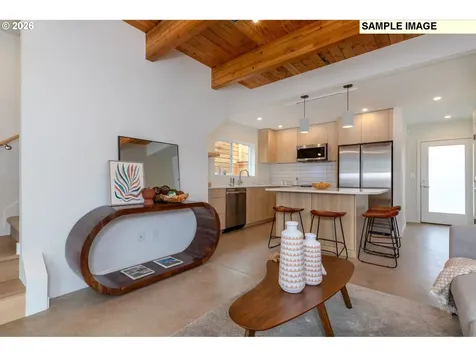 2532 SW Custer Street Portland OR 97219