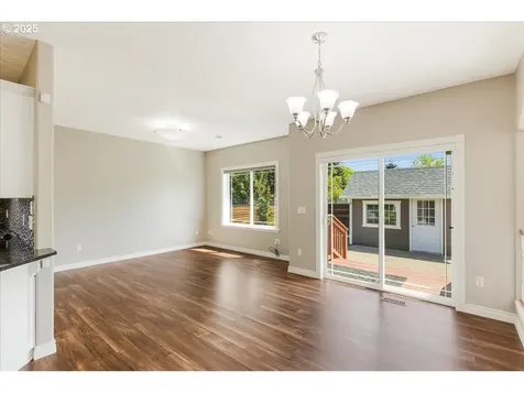 3988 New Carissa Lane NE Salem OR 97305