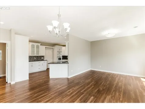 3988 New Carissa Lane NE Salem OR 97305