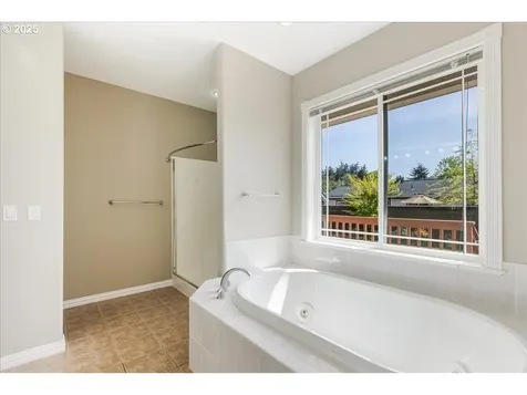 3988 New Carissa Lane NE Salem OR 97305