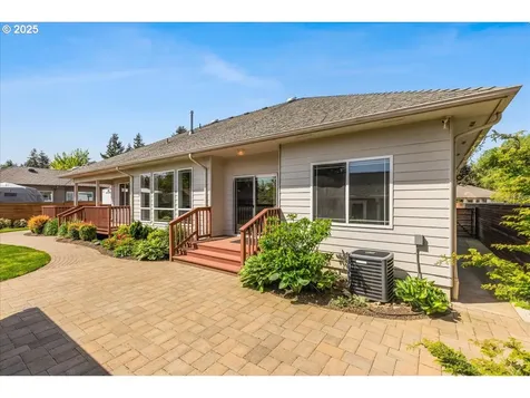 3988 New Carissa Lane NE Salem OR 97305