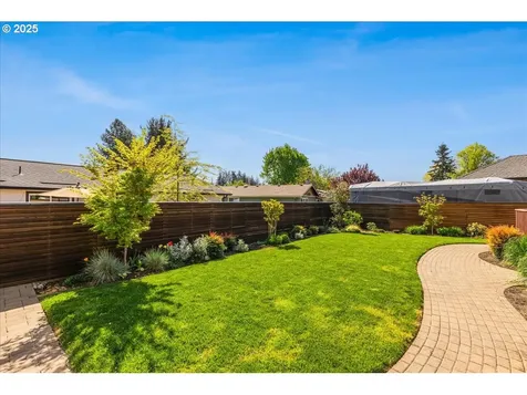3988 New Carissa Lane NE Salem OR 97305