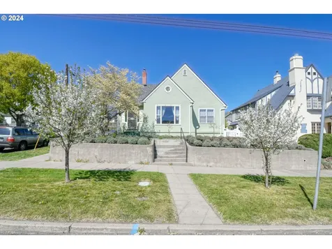 215 NW Despain Avenue Pendleton OR 97801