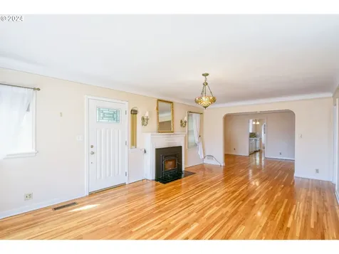 215 NW Despain Avenue Pendleton OR 97801