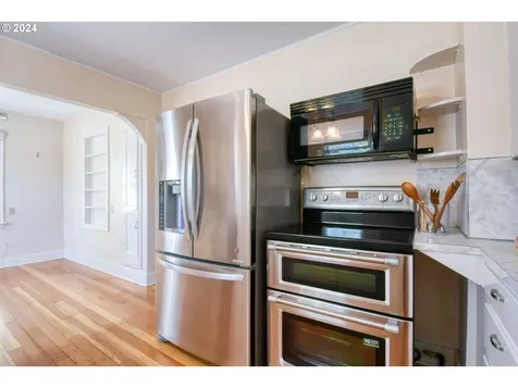 215 NW Despain Avenue Pendleton OR 97801