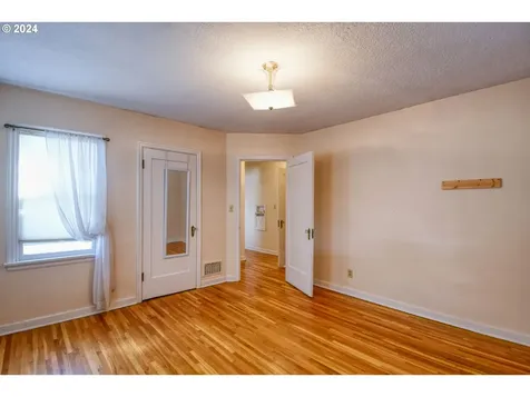 215 NW Despain Avenue Pendleton OR 97801