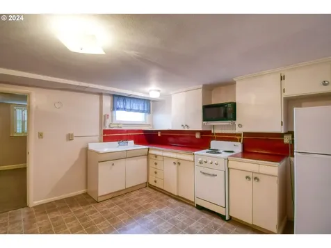 215 NW Despain Avenue Pendleton OR 97801
